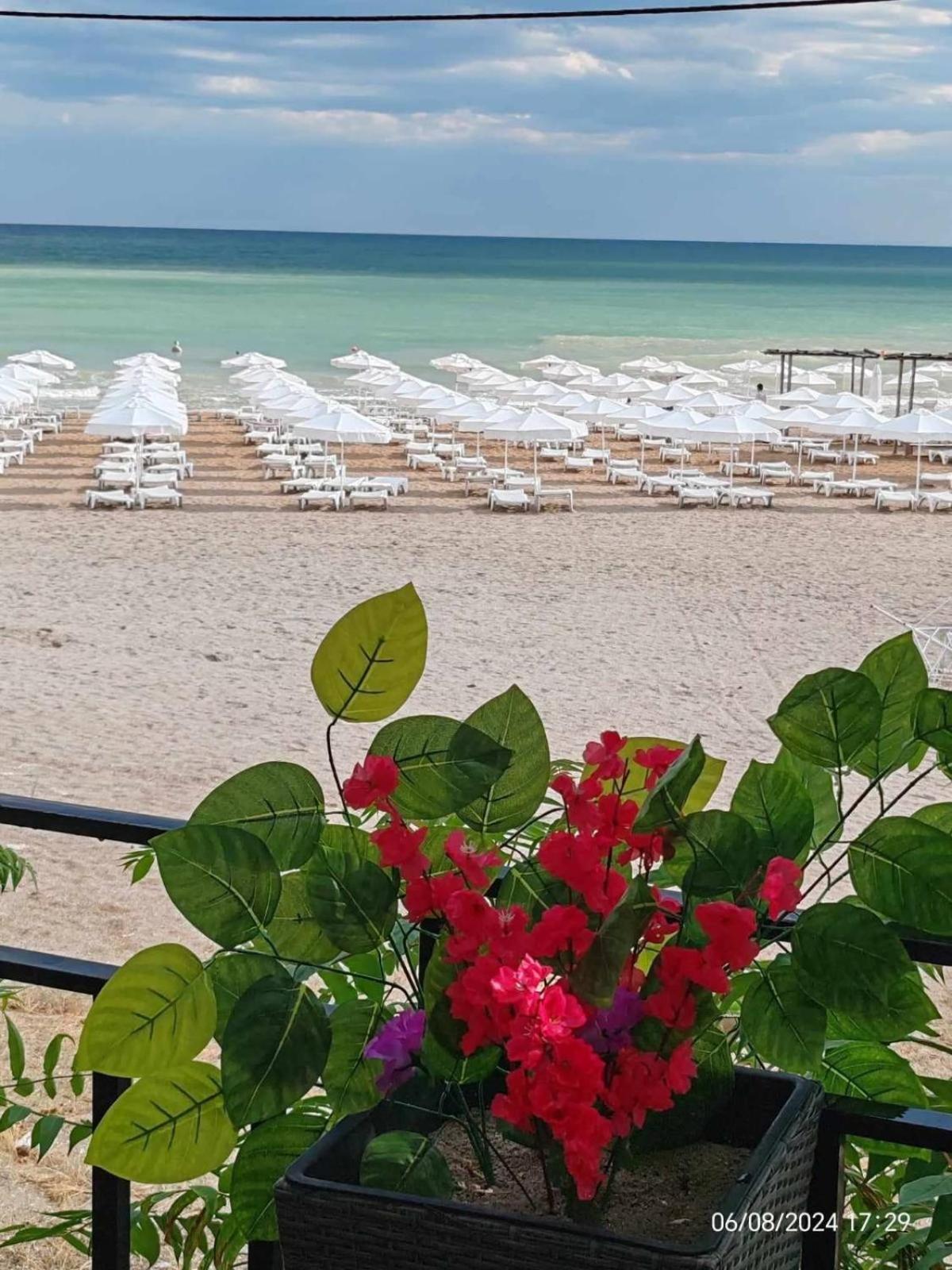 Maria Tereza Bungalows Balchik Ngoại thất bức ảnh
